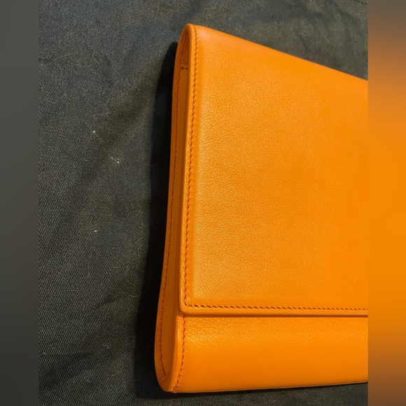 Yves Saint Laurent Classic Y Ligne Clutch Orange w/ Gold - Picture 11 of 13